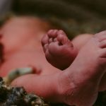 探索试管婴儿技术中的冷冻胚胎:未来家庭的希望